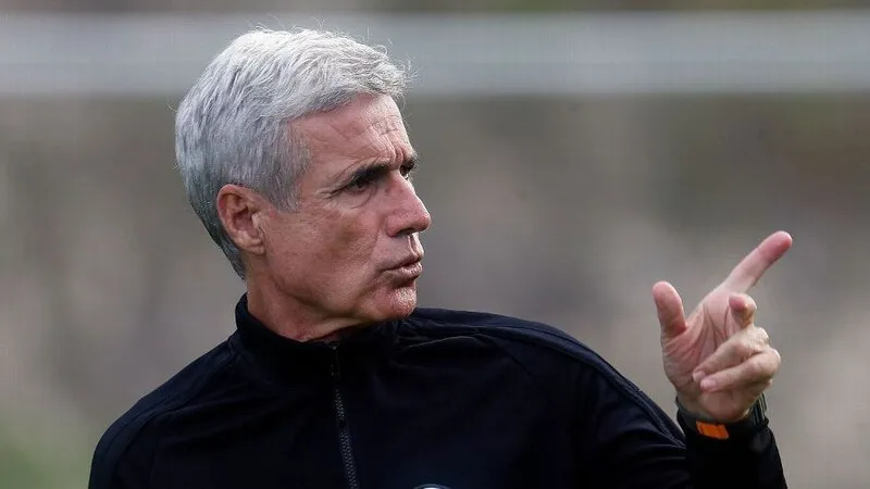 Treinador português deixou o Botafogo em julho