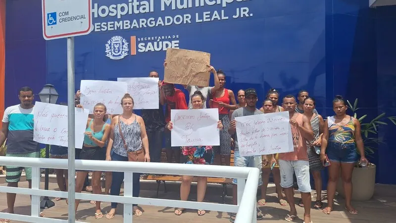 Familiares tentaram obter alguma resposta da unidade de saúde