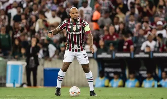 Felipe Melo anuncia que vai parar de jogar profissionalmente no final de 2025