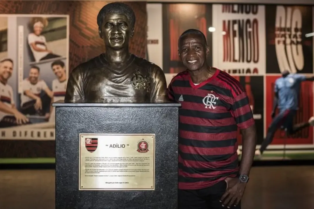 Grande ídolo da história do Flamengo, Adílio morreu vítima de um câncer no pâncreas