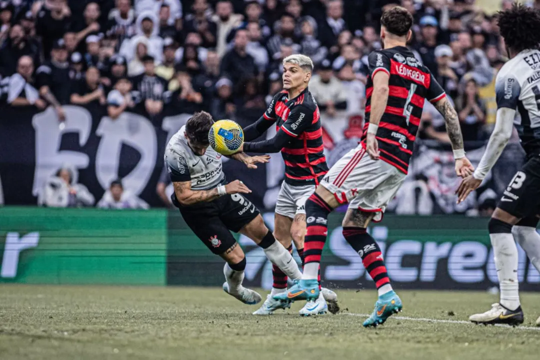 Flamengo segura o Corinthians e está na final da Copa do Brasil O São