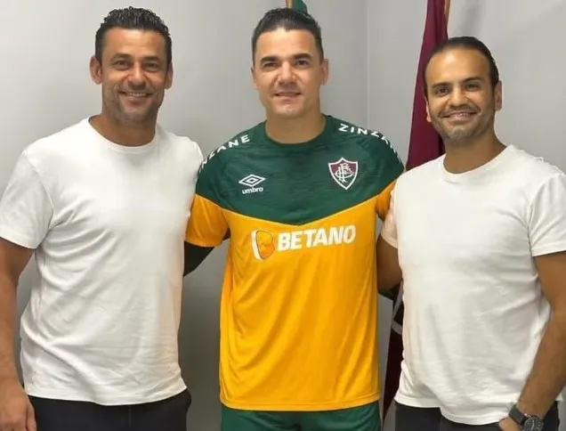 Fluminense fechou a contratação de Felipe Alves