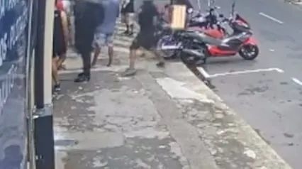 Agressão aconteceu em frente a box de crossfit