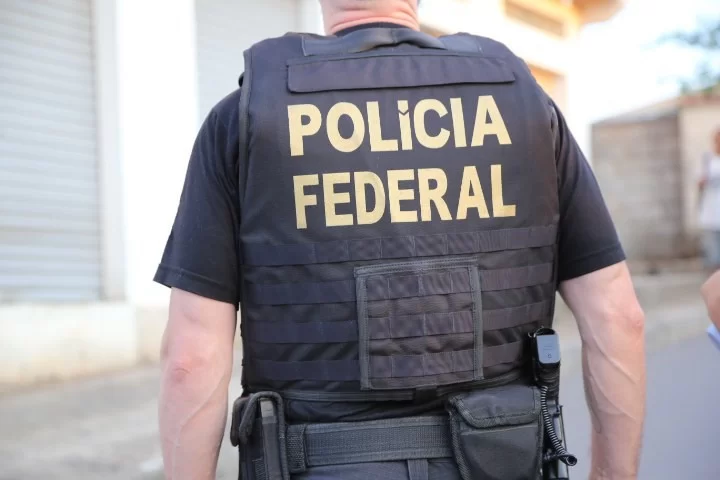 Mandado foi expedido pela 2ª Vara Federal Criminal de Campos dos Goytacazes