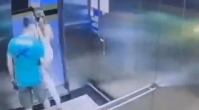 Homem assedia mulher dentro de elevador em Fortaleza