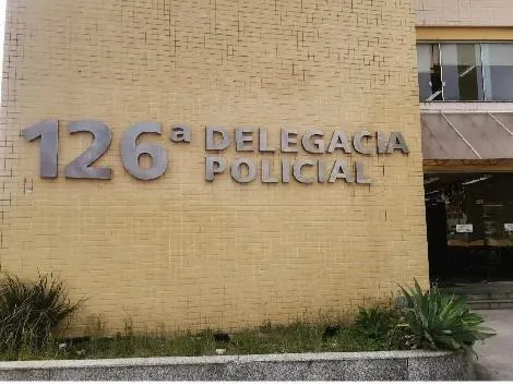 A prisão foi realizada pelos policiais da 126ª Delegacia de Polícia (Cabo Frio)