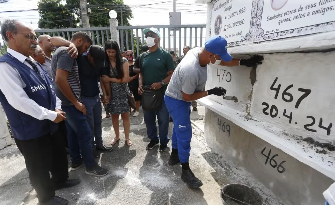 Paulo Roberto Braga foi sepultado neste sábado (20) no Cemitério de Campo Grande