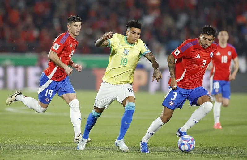 Igor Jesus deve seguir como titular na Seleção brasileira