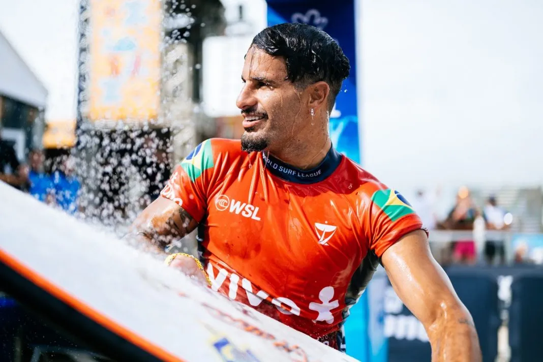 Italo Ferreira é campeão da WSL, na etapa brasileira em Saquarema, no Rio de Janeiro