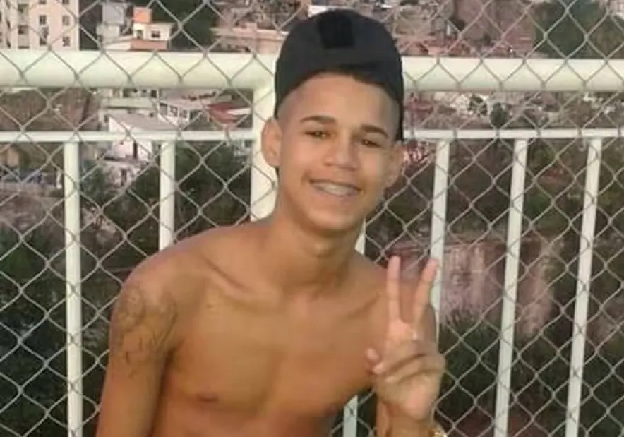 Eduardo Felipe Santos Victor tinha 17 anos quando foi morto