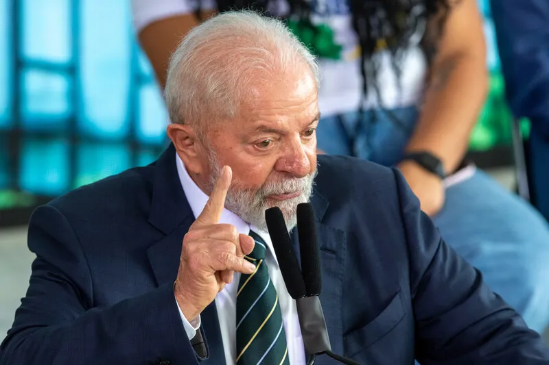 Lula prometeu expansão da rede federal até final de seu mandato, em 2026