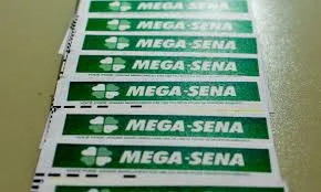 As seis dezenas da Mega-Sena serão sorteadas, a partir das 20h (horário de Brasília)