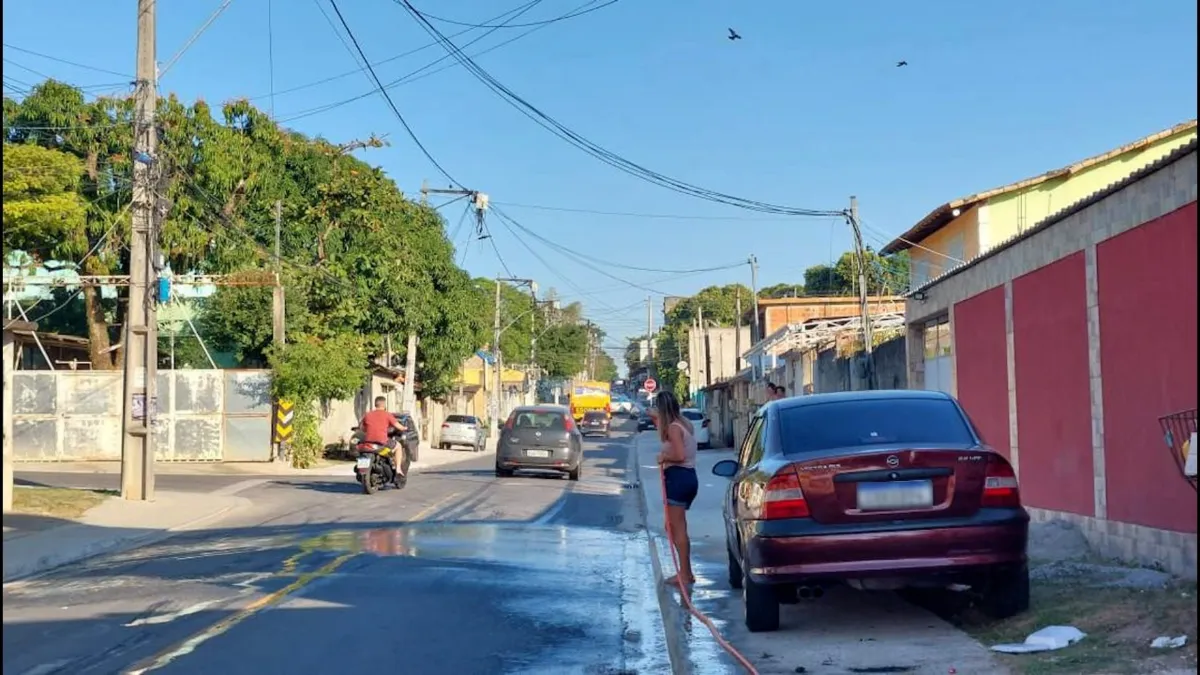 Segundo testemunhas, João Renaldo, que era aluno da Escola Municipal João Cabral de Melo Neto