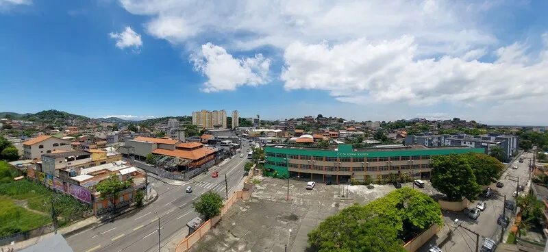 Segunda-feira começou ensolarada na cidade, mas pode ter pancadas isoladas à tarde