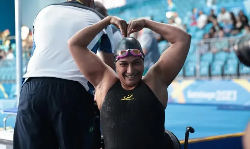 Além do ouro, a brasileira quebrou o recorde parapan-americano