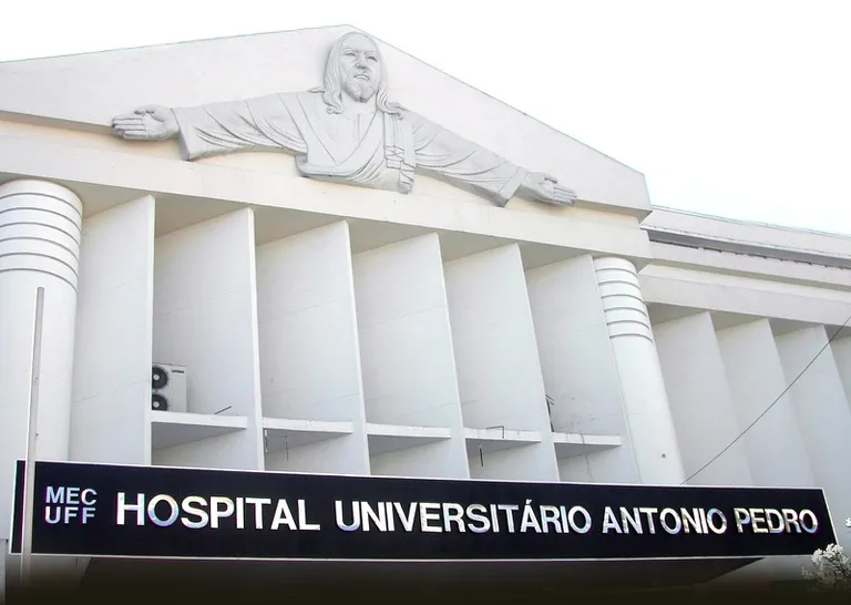 O edital tem foco na Maternidade Alzira Reis que está atendendo dentro do Hospital Universitário Antônio Pedro