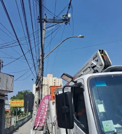 Foto enviada pela Enel Distribuição Rio, que está em serviço no local