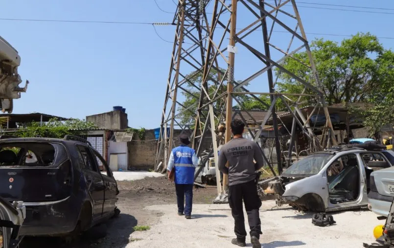 Outros dois proprietários de ferros-velhos foram levados para prestar depoimento por indícios de crime ambiental