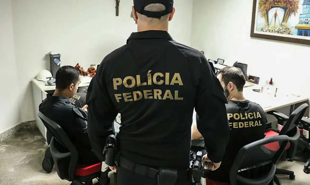 A Polícia Federal deflagrou a 4ª fase da Operação Última Milha