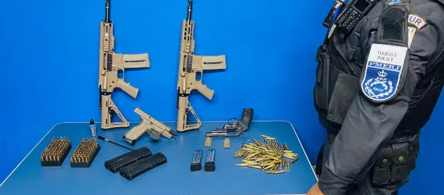 Armas e munições apreendidas em ação na Rodoviária do Rio de Janeiro