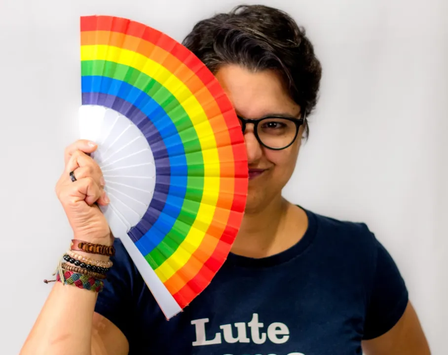 Cerca de 20 milhões de brasileiras e brasileiros se identificam como pessoas LGBTQIAPN+, segundo a ABGLT