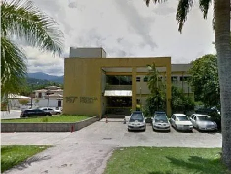 O crime foi cometido na casa da mãe do autor, na cidade de Paraty, Região da Costa Verde Fluminense.