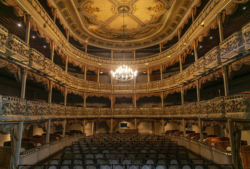 Imagem ilustrativa da imagem Potência turística niteroiense: Teatro Municipal João Caetano é palco de história e cultura