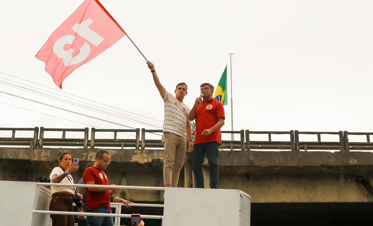 Prefeito de Maricá participou de trio elétrico em Alcântara