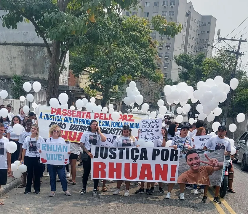 Manifestação aconteceu em Nova Cidade, neste domingo (08)