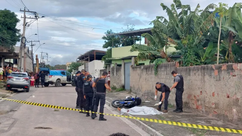 Um homem apontado como líder do tráfico de drogas de uma comunidade em São Gonçalo foi morto em uma operação da Polícia Militar