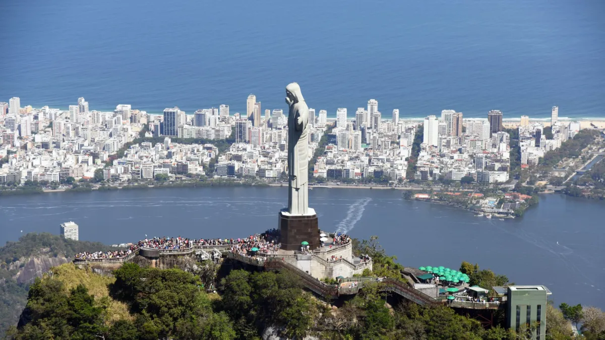 Hoje a  temperatura deve chegar a agradáveis 26°C na capital fluminense.