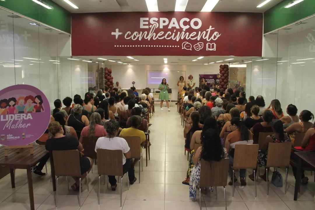 Curso oferece formação teórica para mulheres interessadas em começar seu próprio negócio