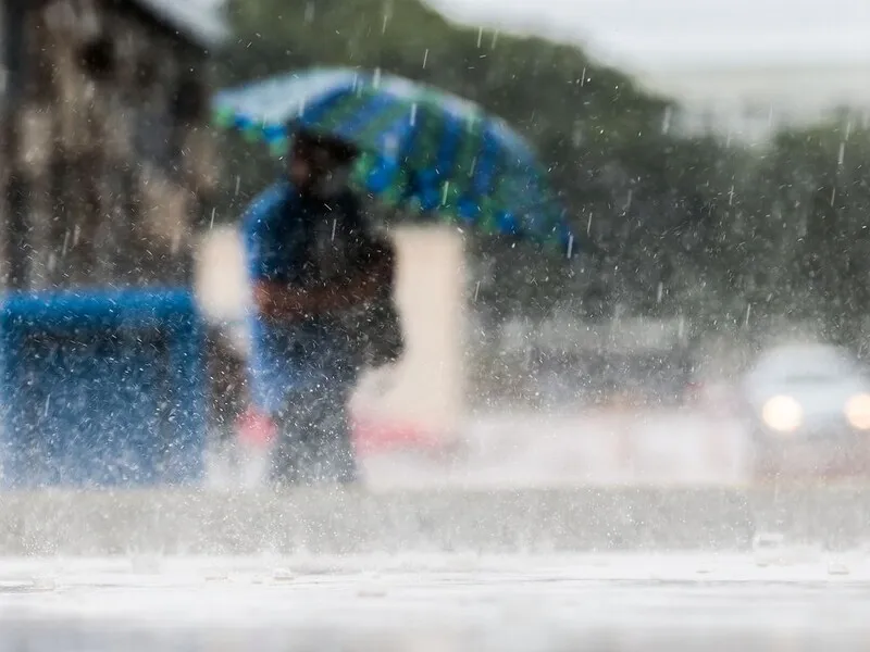 Quarta-feira (24) também deve ser marcada por muitas nuvens com pancadas de chuvas isoladas