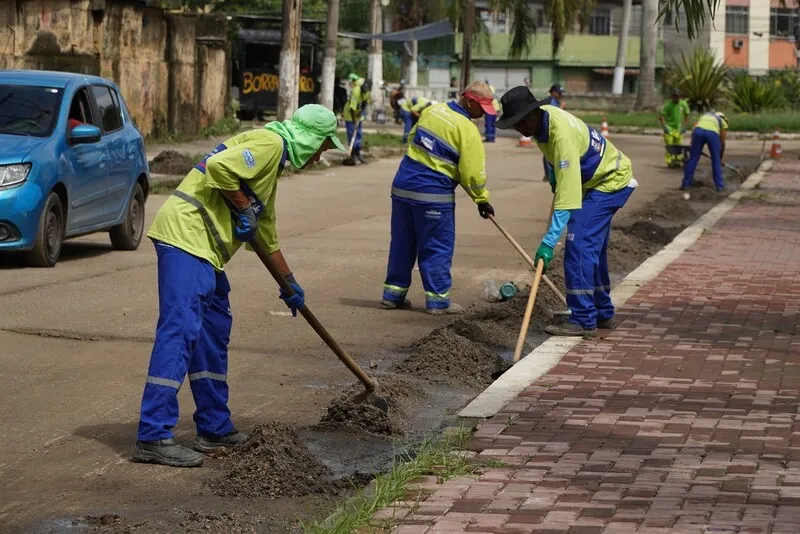 Prefeitura está fazendo limpeza e obras em São Gonçalo após chuvas do último fim de semana