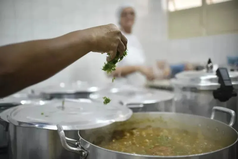 A aprovação dos candidatos se dará por avaliação dos títulos, qualificação e experiências profissionais, obedecendo os critérios de pontuação estabelecidos no edital