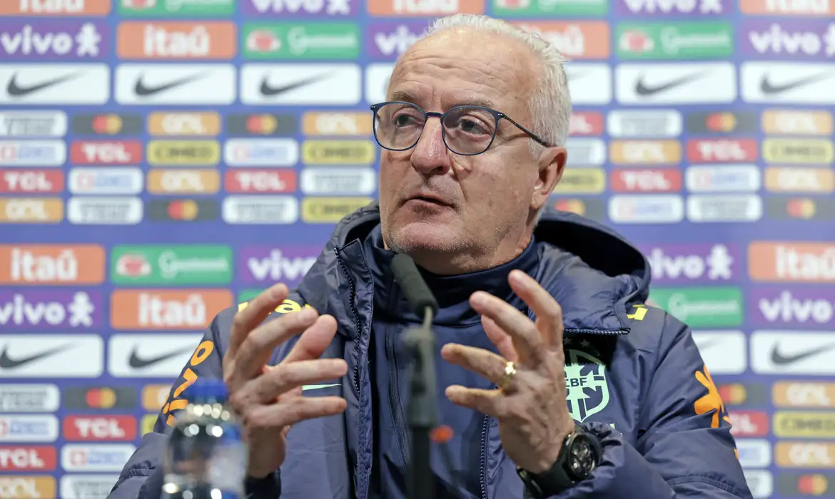 Dorival anunciou a lista de convocados para os próximos dois jogos da Seleção Brasileira