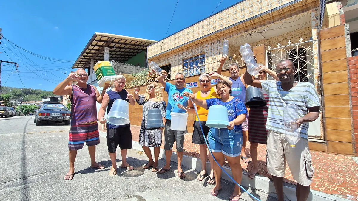 Moradores da Rua Nereu Sampaio enfrentam falta d'água