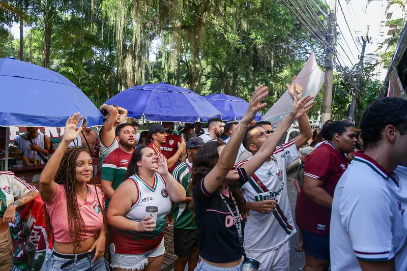 Bar Flórida virou pointa da torcida para partida da tarde desta segunda (18)