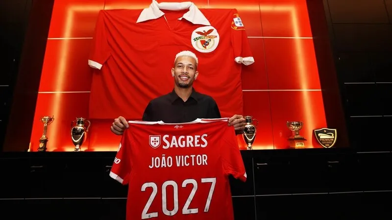 Antes de negociar com o Vasco, João Victor esteve na mira do Botafogo