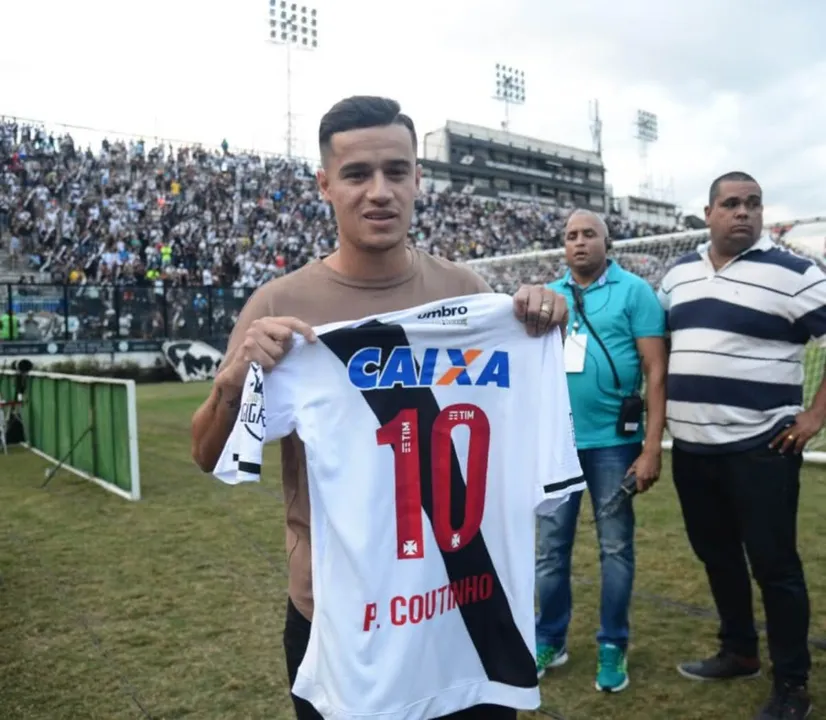 Philippe Coutinho se aproxima de acerto com o Vasco