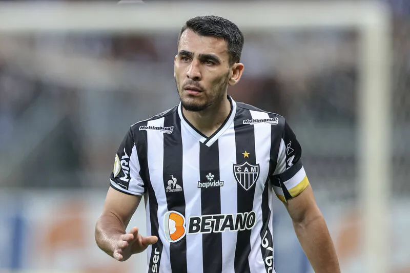 Vasco negocia a contratação do zagueiro Junior Alonso, ex-jogador do Atlético-MG