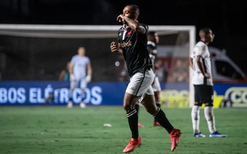 Vasco saiu do Z-4 e 'afundou' Cruzeiro