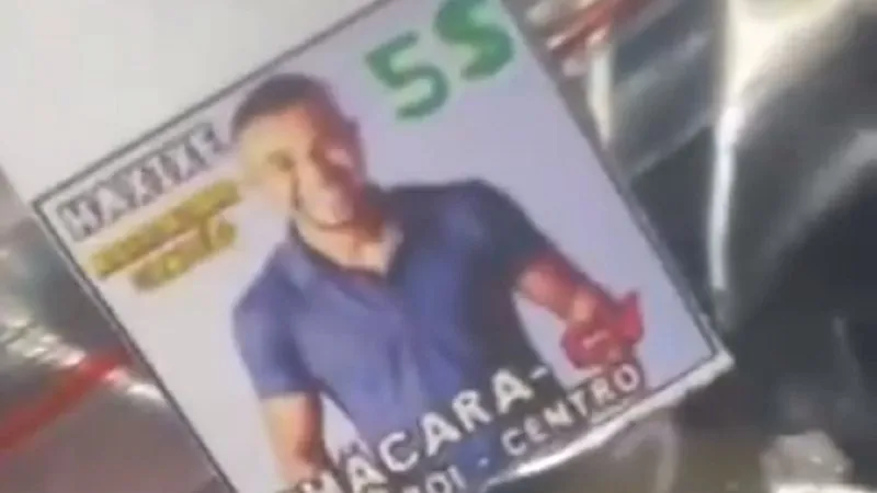 "Campeão do BBB e campeão das vendas", anuncia um traficante ao mostrar uma embalagem de haxixe, na gravação.