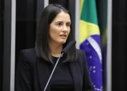 Eleita em 2022 com mais de 70 mil votos, ela era vice-presidente do PL Mulher e amiga próxima da ex-primeira-dama Michelle Bolsonaro