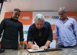 O Prefeito de Niterói, Axel Grael, assinou a ordem de início das obras do novo Terminal Rodoviário do Caramujo