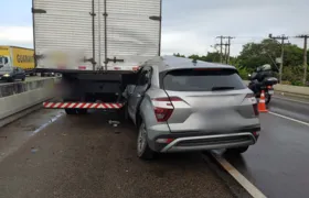 Acidente entre veículos deixa um morto e outras quatro pessoas feridas na BR-101, em SG