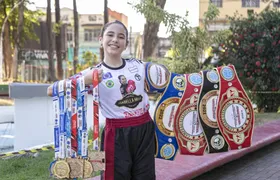 Aos 12 anos, atleta gonçalense que 'coleciona' medalhas busca patrocínio para continuar