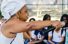 Apresentação do grupo Afrotelúricos terá históricas sobre a cultura africana