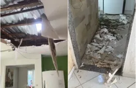 Árvore cai na casa de MC Carol de Niterói e destrói teto