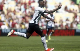 Botafogo aproveita oportunidades e vence o Flamengo no Maracanã